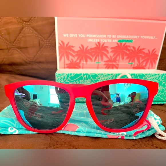 Sunglasses - Picture 1 of 4